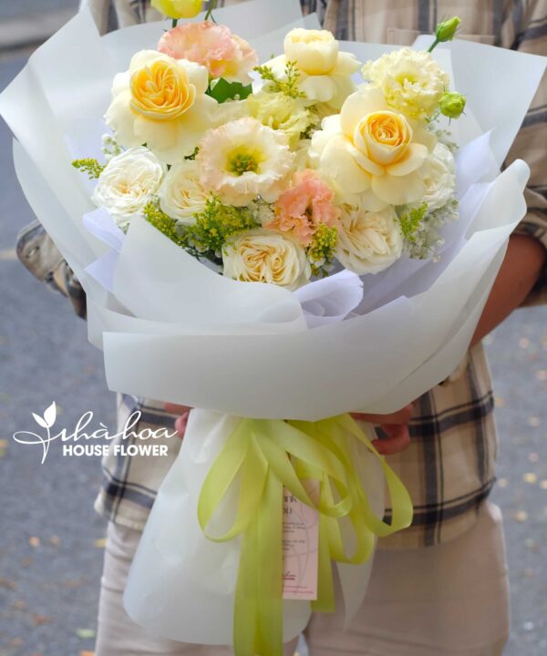 BÓ HOA HỒNG VICTOR MIX CÁT TƯỜNG