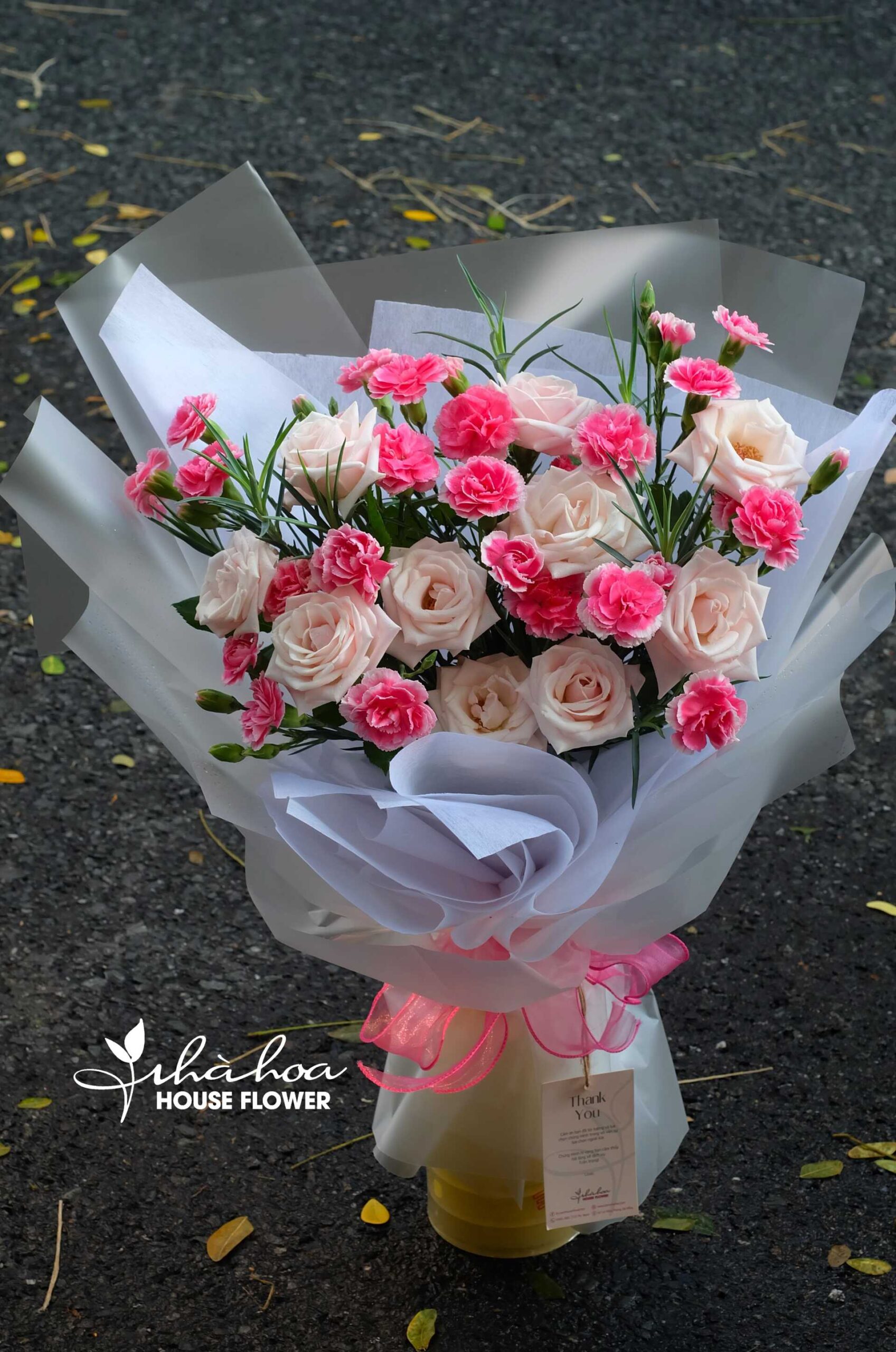 BÓ HOA HỒNG KEM DÂU MIX - BH25