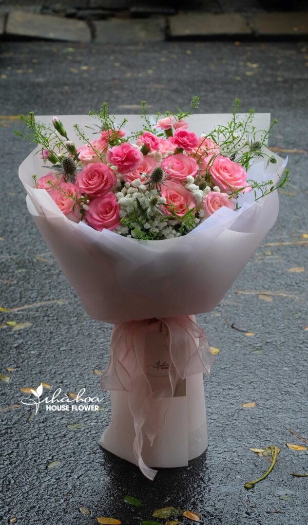 BÓ HOA HỒNG HỶ TRỨNG MIX BABY