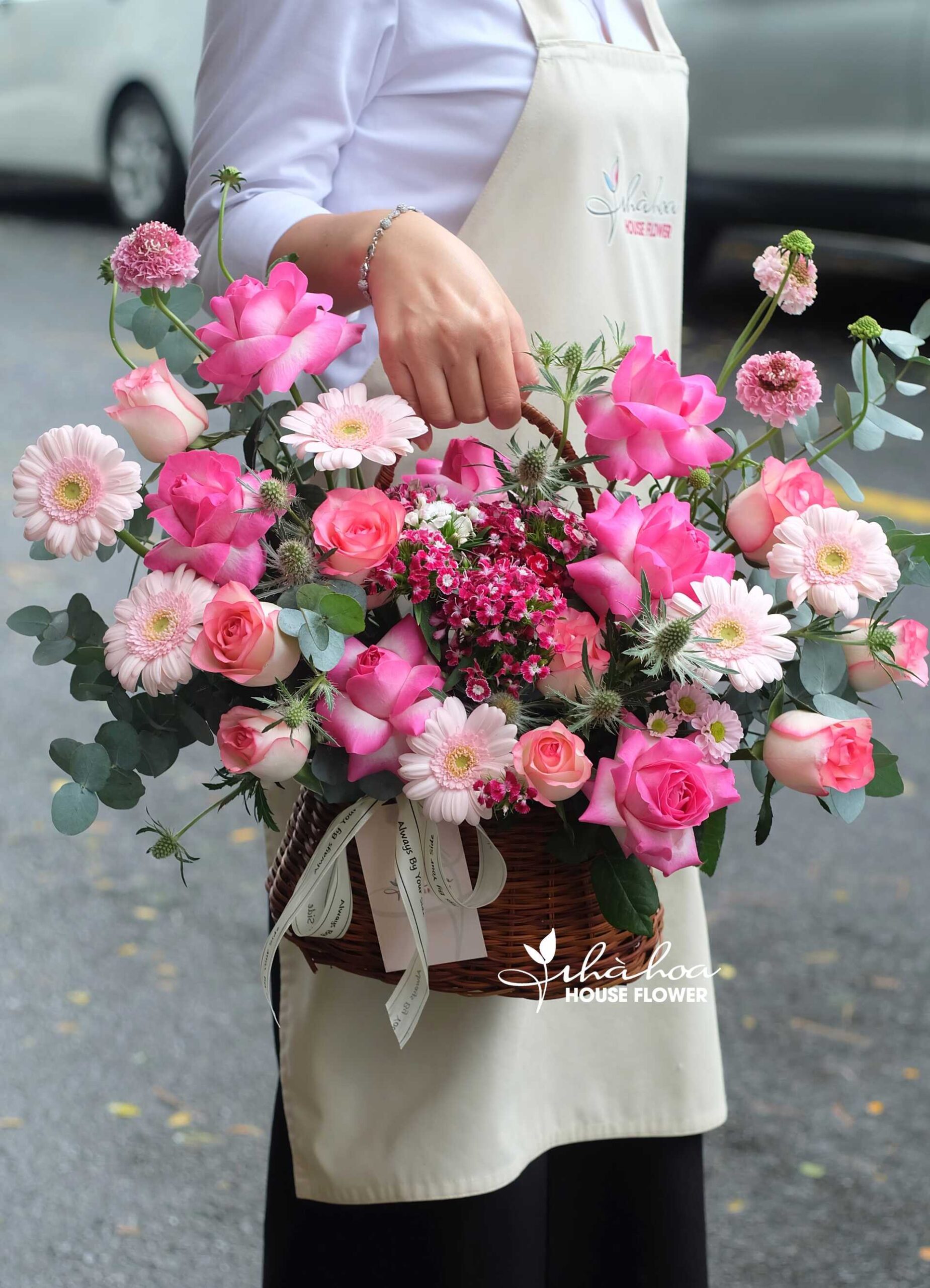GIỎ HOA HỒNG SEN ĐẠI MIX SCABIOSA HỒNG - GH35